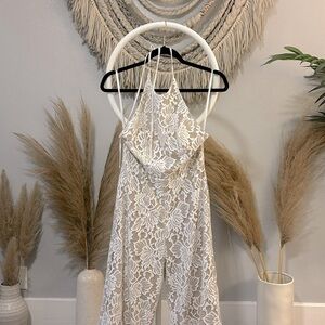 Flora Vere Lace Jumpsuit/Cream/Tan/Halter/Size 2